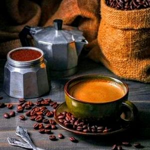 Meet your Posher, Inas